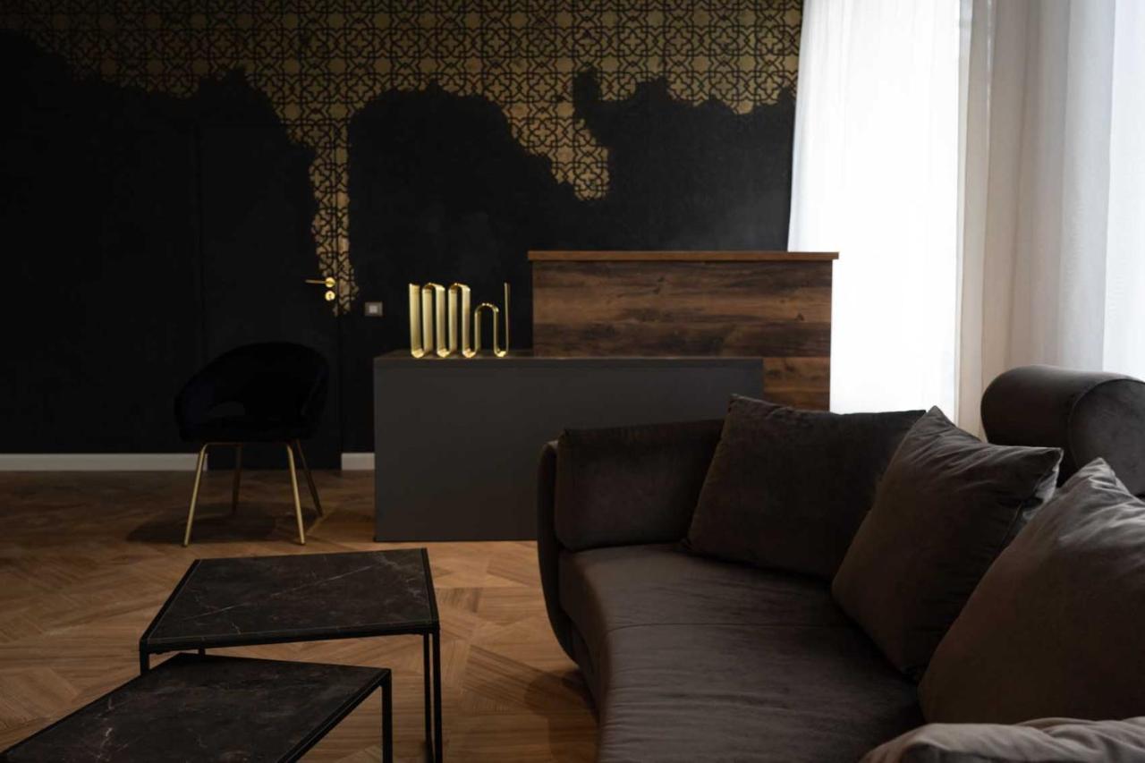 Hotel Cristal Cluj-Napoca Buitenkant foto